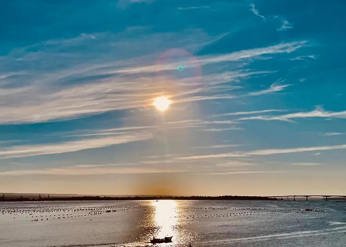 Sonrisa Bed & Breakfast 3*